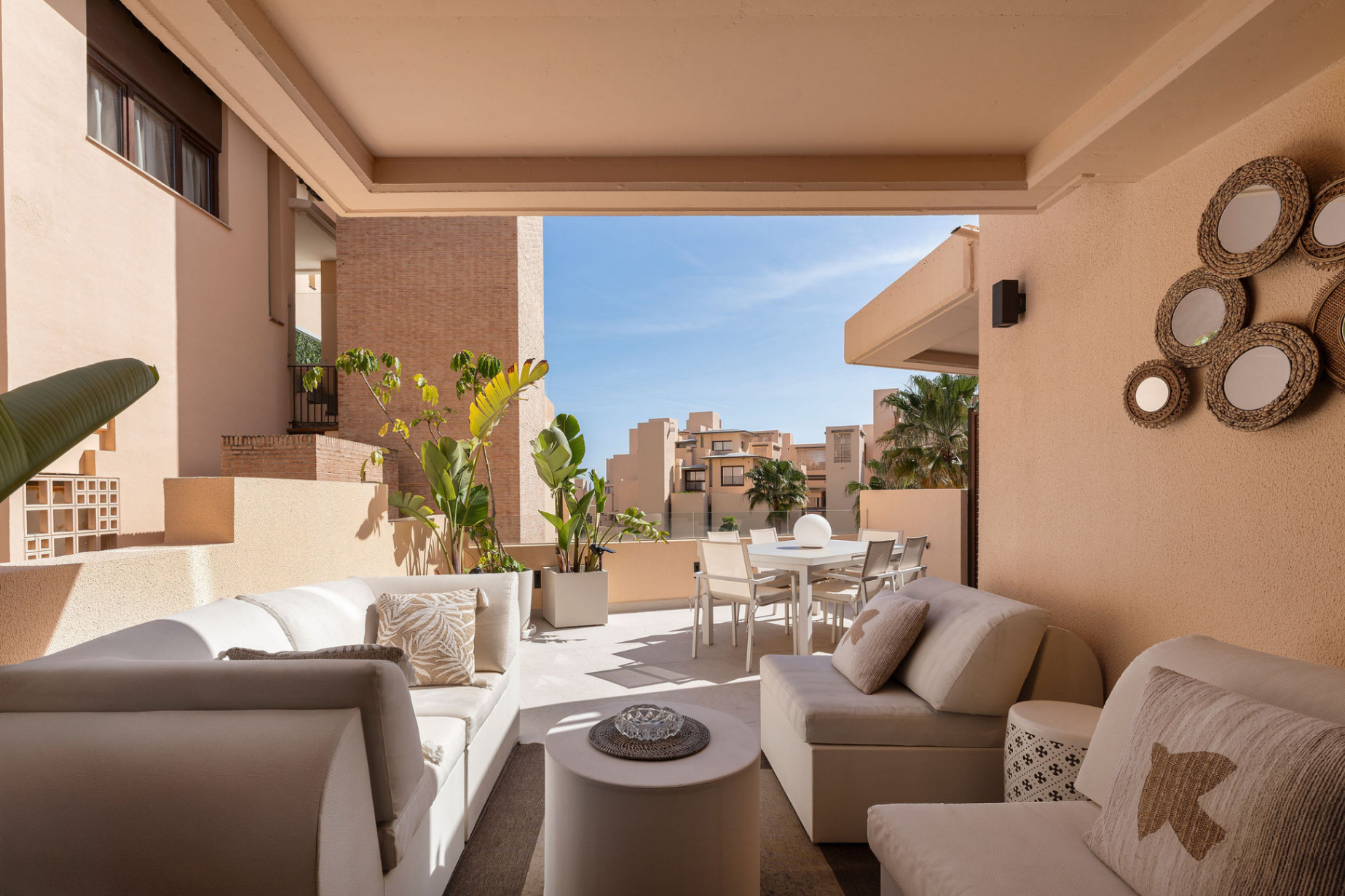 PENTHOUSE LA SIRENA - RENOVATED BEACHFRONT DUPLEX IN BAHÍA DE LA PLATA